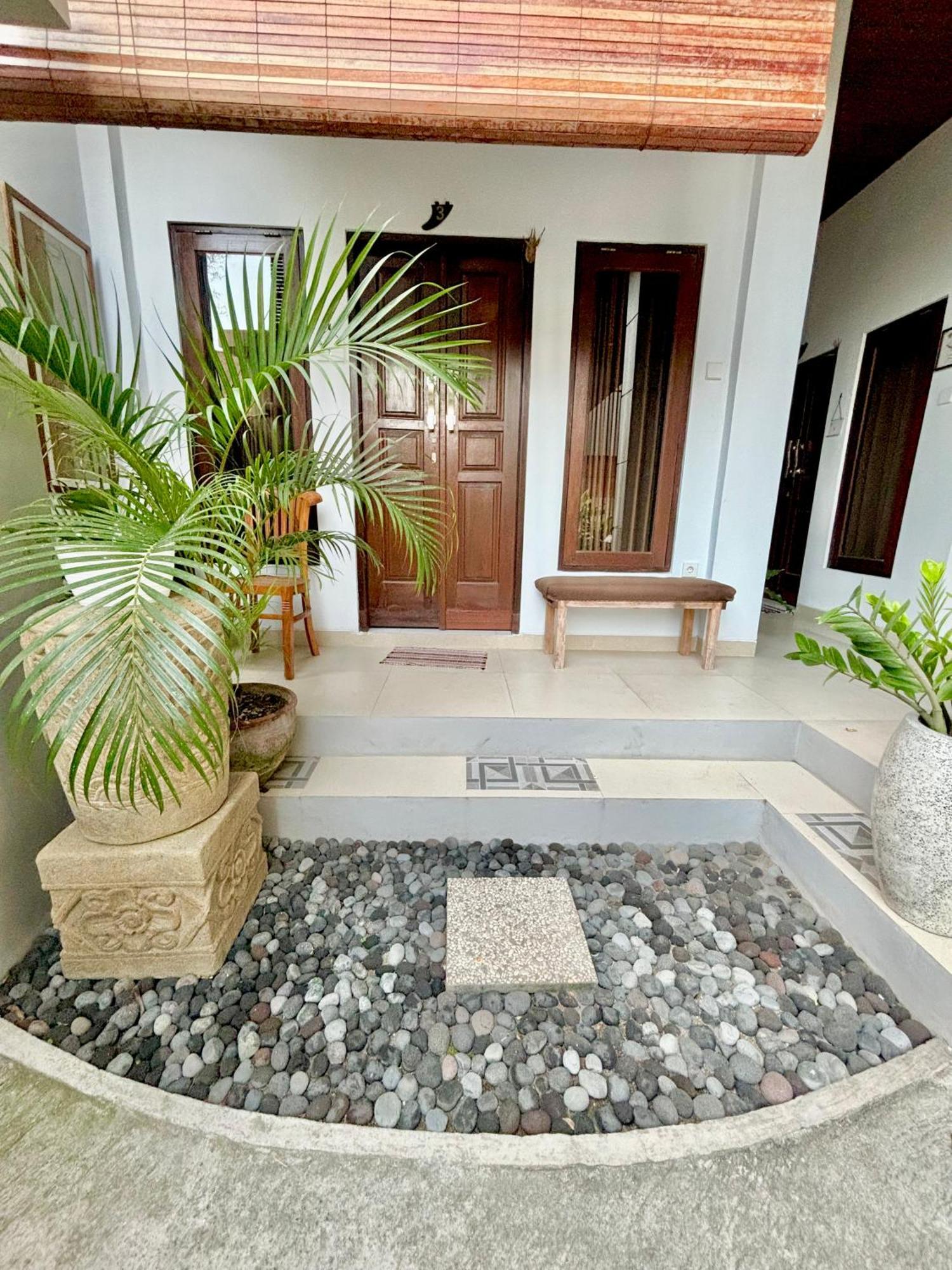 The Lima Home Stay In Canggu Eksteriør bilde