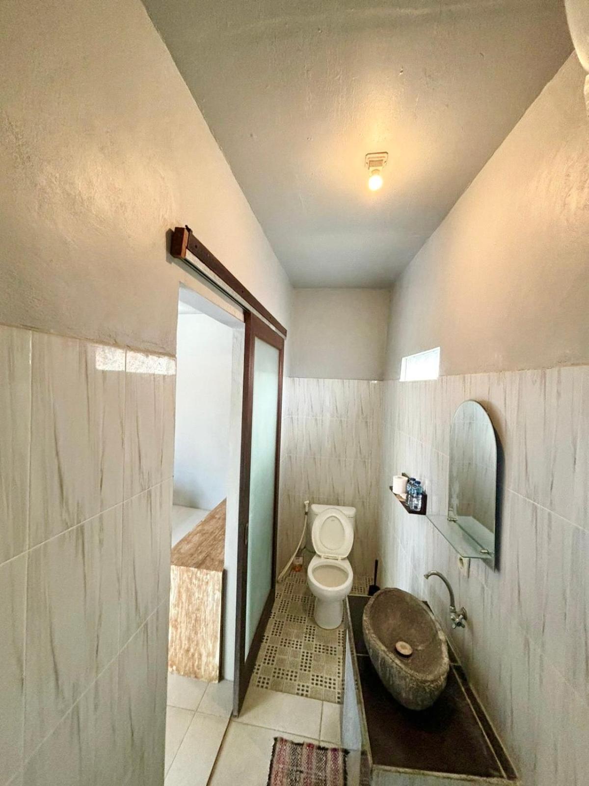 The Lima Home Stay In Canggu Eksteriør bilde